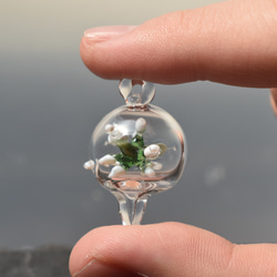 ガラスの花球（コデマリ） 2枚目の画像