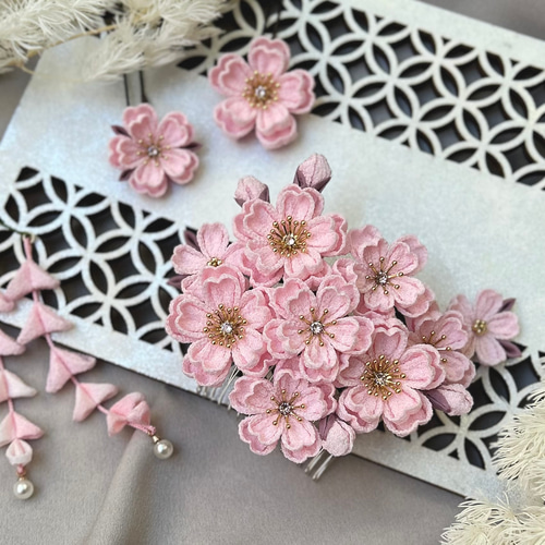 つまみ細工 桜の髪飾り さくらピンク *春 *袴 *藤下がり *卒業式 つまみ細工 桜の髪飾り さくらピンク *春 *袴 *藤下がり *卒業式