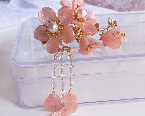 ゴージャスな桜満開のヘアクリップ ヘアクリップ・バナナクリップ メノ 