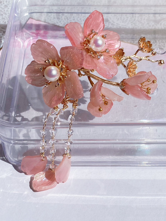 ゴージャスな桜満開のヘアクリップ 2枚目の画像