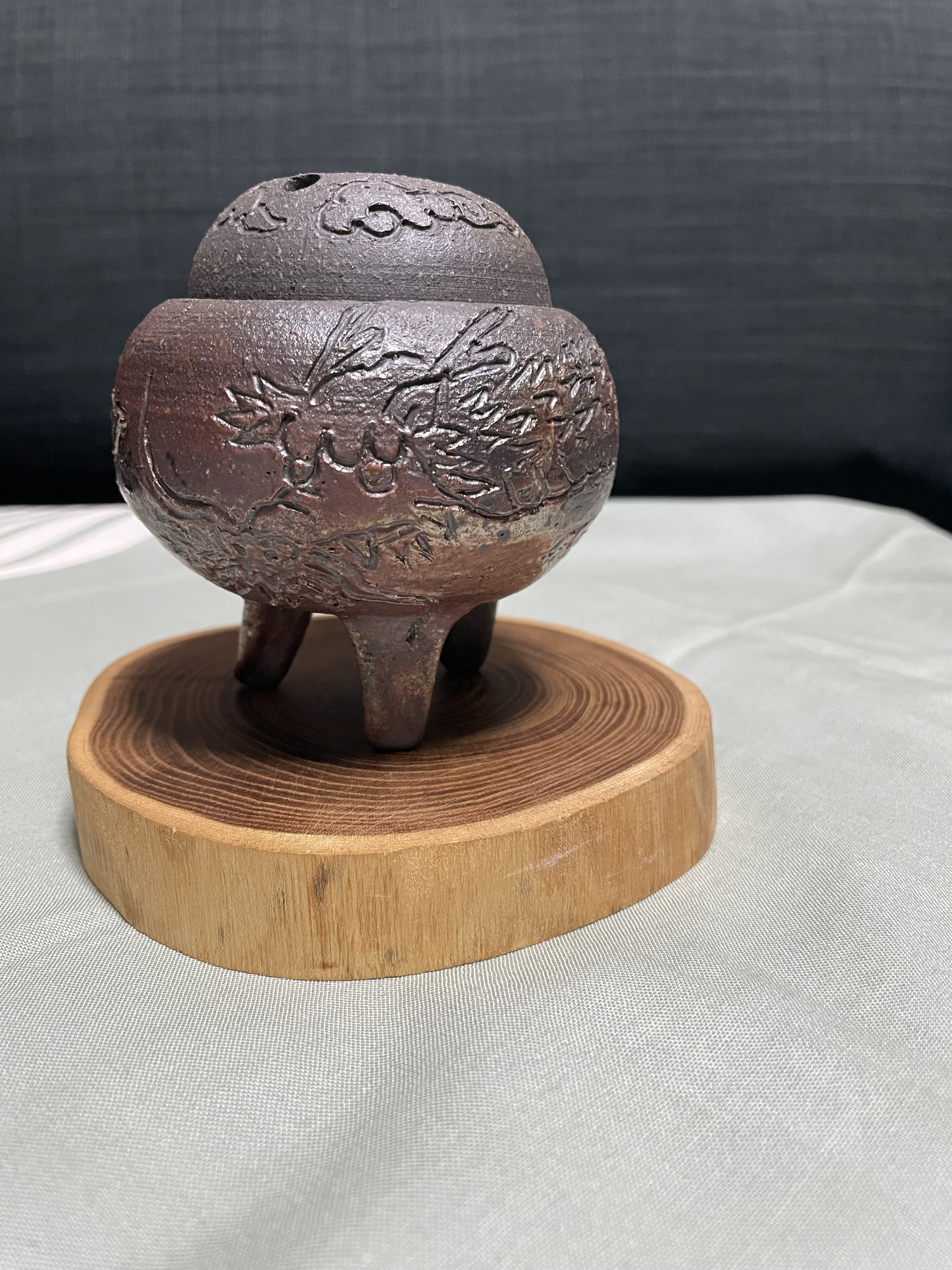 香炉　龍　炭化焼き