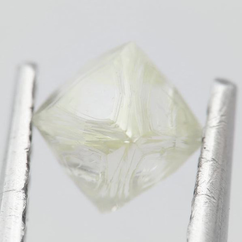 天然 ダイヤモンド ソーヤブル結晶 正八面体 0.402ct Hカラー 天然 ダイヤモンド ソーヤブル結晶 正八面体 0.402ct Hカラー
