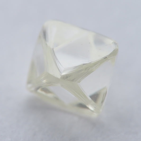天然ダイヤモンド約0.27ct グリーンダイヤSUS316L 立爪バーベル片耳用
