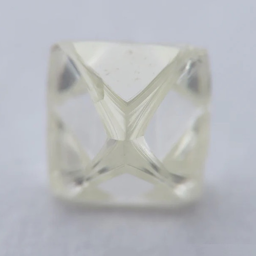 天然 ダイヤモンド ソーヤブル結晶 正八面体 0.475ct Hカラー