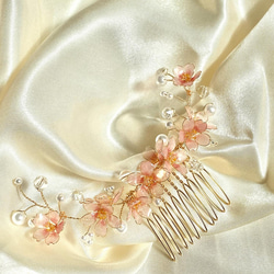 桜とパールの髪飾り　ヘッドドレス　ワイヤーフラワー　ディップアート　ブライダル　ウェディング　前撮り　プレ花嫁　 1枚目の画像