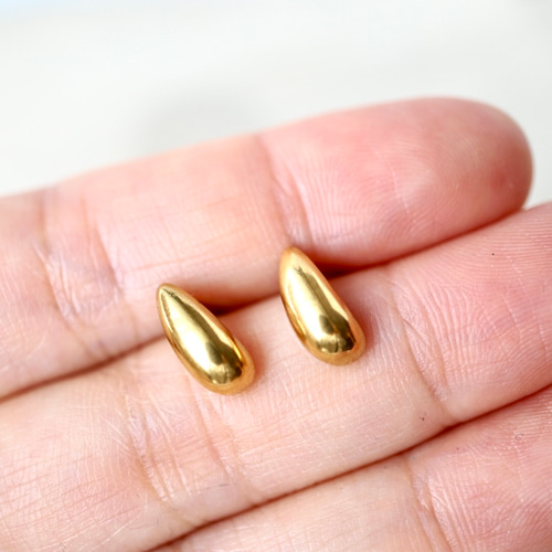 真珠のドロップピアス ゴールド　テンサウザンドシングス ？ 真珠のドロップピアス ゴールド テンサウザンドシングス ？ 真珠の