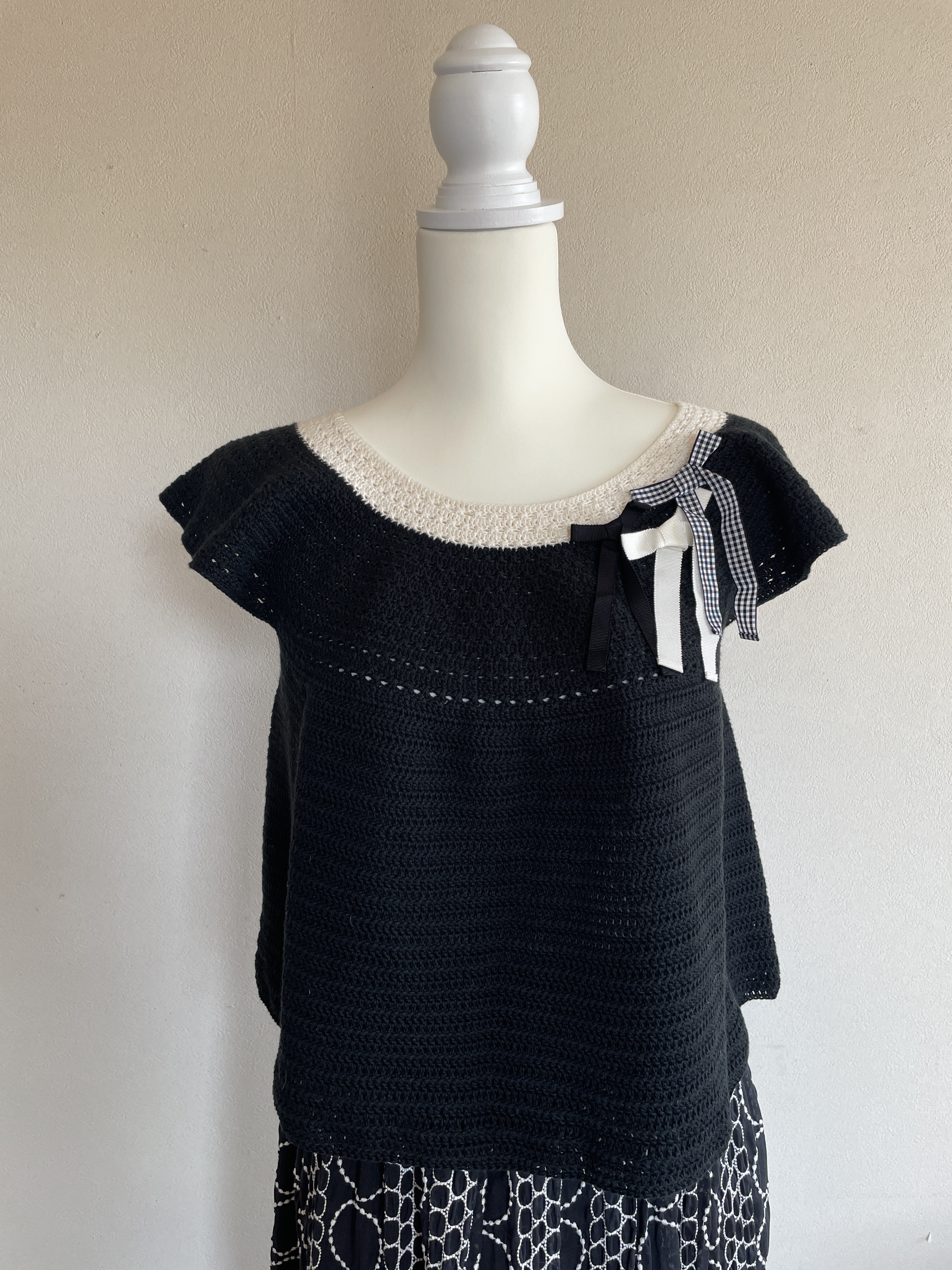 鉤針ニットプルオーバー