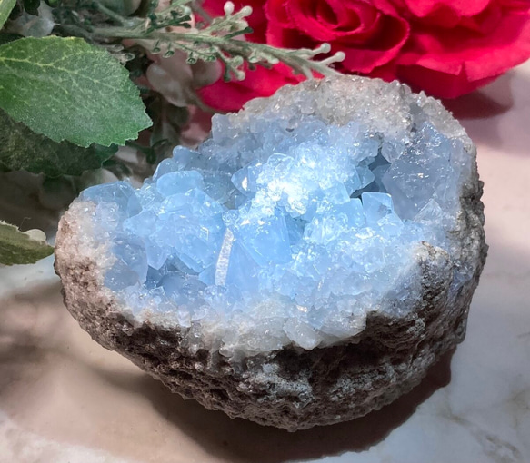 天使の石໒꒱✨セレスタイト天青石クラスター原石ラフストーン