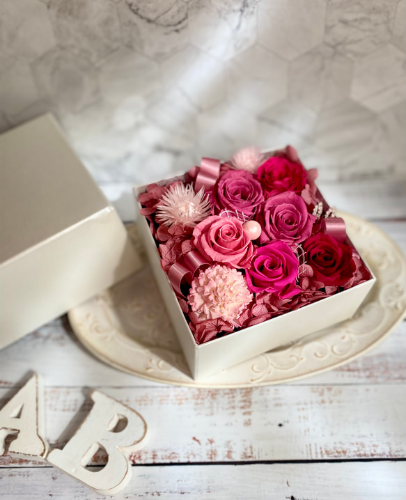 プリザーブドフラワーボックスアレンジメント ピンクローズ ホワイト