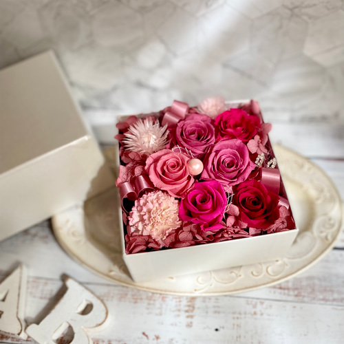 プリザーブドフラワーボックスアレンジメント ピンクローズ ホワイト