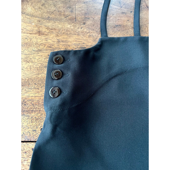 超輕❤️選擇您的長度❤️可調節長度，帶紐帶❤️寬鬆精緻的工裝褲❤️精緻的輪廓❤️四季皆宜 第18張的照片