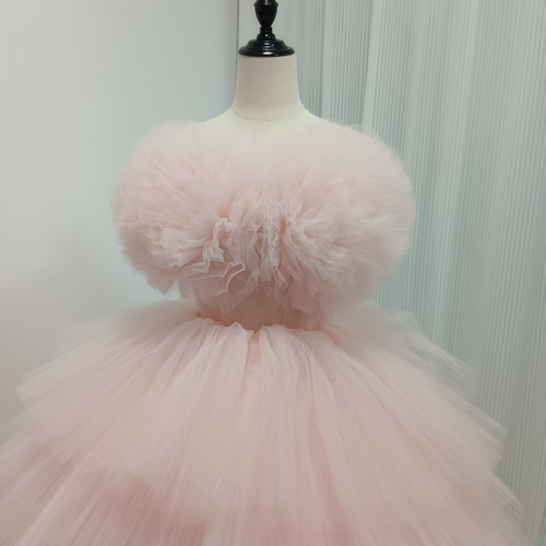 送料無料！豪華！ カラードレス オフショルダー 薄桃色 編み上げ  