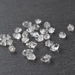 アマゾナイトとハーキマーダイヤモンドのイヤリング ピアス サージカルステンレス ゴールド 4枚目の画像