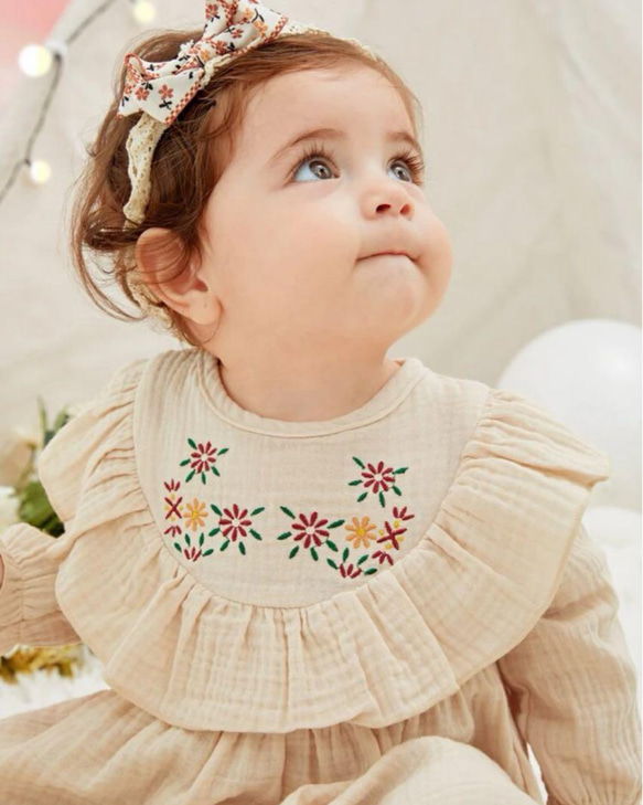 ベビー　ベビー服　お祝い　赤ちゃん　コットン　フリル　刺繍　74から80 2枚目の画像