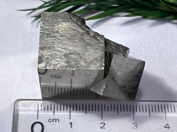 【怨念払い】パイライト　結晶　原石　ラフストーン　キューブ 5枚目の画像