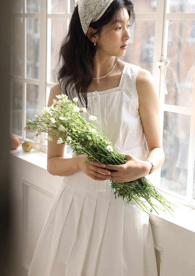 レース付き　ハイウェスト  ノースリーブトップス　コットン混        Ω