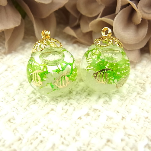 ガラスドーム チャーム お魚 夜光砂 暗闇で光る ピアス イヤリング