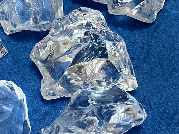 アーカンソー州産水晶　原石細石30g入り 6枚目の画像