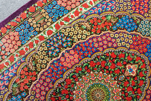ペルシャ絨毯　クム産　イザテイ房　シルク　 12枚目の画像