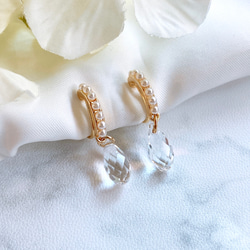珍珠和水滴水晶耳環 第1張的照片