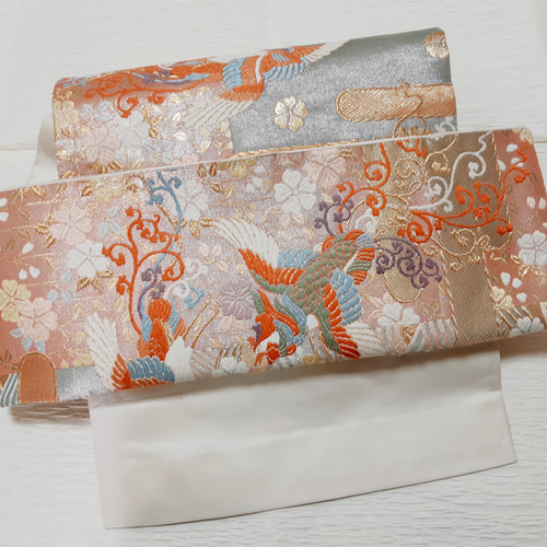 【良品】作り帯　袋帯リメイク　二重太鼓　亀甲模様　花柄刺繍 良品】作り帯袋帯リメイク二重太鼓亀甲模様花柄刺繍