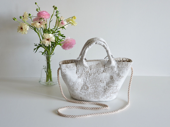 【數量有限】SAFECO 法國 Toile de Jouy 提花 2way Basket Bag Latte (Toile de 第4張的照片