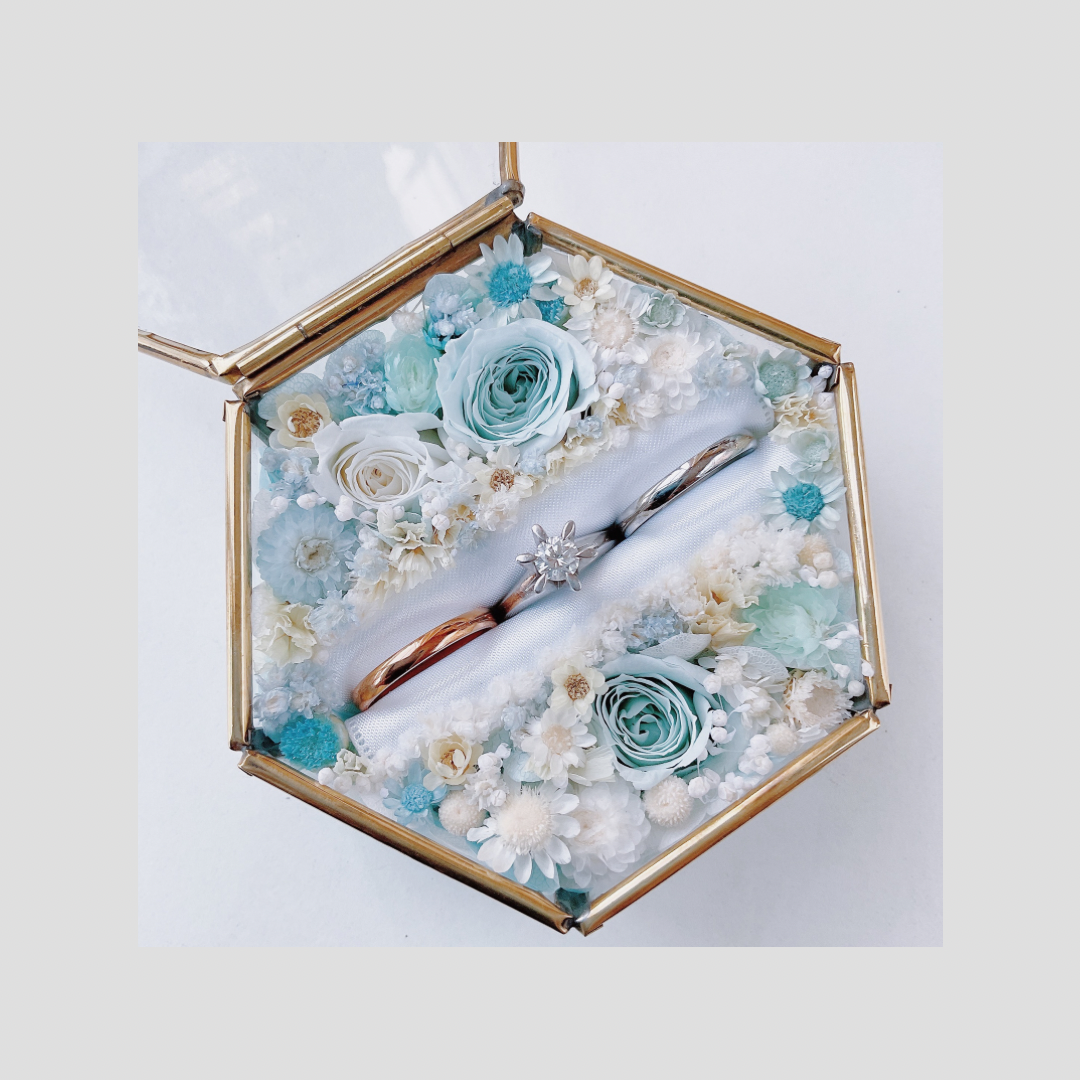 【約束のとき】リング3つ対応縦置きタイプ・リングピロー・ヴィンテージ風ガラスケース・プリザーブドフラワー