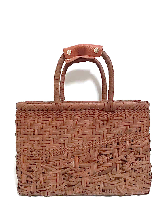 山葡萄バッグ乱れ花 山葡萄 かごバッグ 乱れ編み 花編み 天然素材 手編み 山ぶどう