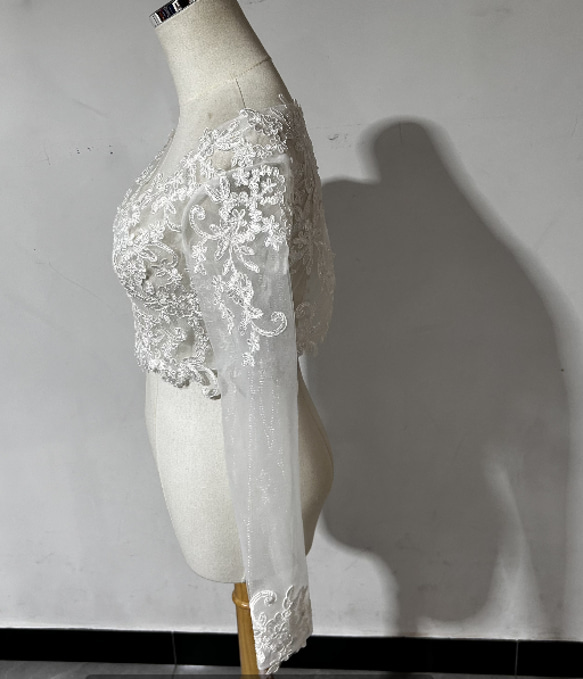 ウエディングドレス用ボレロ レーストップス 十長袖　Vネック 繊細レース　オーダー可能 3枚目の画像
