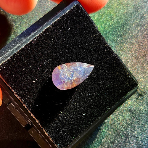 一点物】アイオライトサンストーン ルース ペアシェイプ 雫 ドロップ