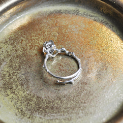 銀（SV925）・ハーキマークォーツの指環：《月の涙 03/Larme de la lune 03》フリーサイズ 5枚目の画像