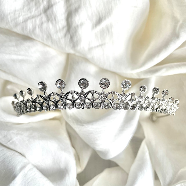 rin ブライダルビジューティアラ ヘッドドレス ヘッドアクセサリーウェディングアクセサリー 結婚式