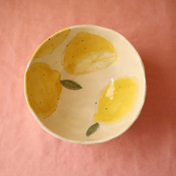 ※受注制作　粉引き手びねりレモンのサラダボウル。 2枚目の画像