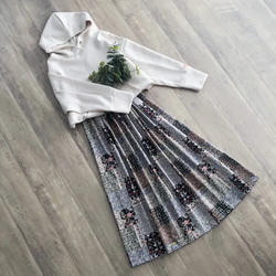 アール・ヌーヴォーシンフォニー パッチワーク風 の 素敵な ギャザースカート 3枚目の画像