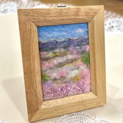く*ん様 【BOXフレーム付き】羊毛絵画　『桜咲く春の里山』ハンドメイド　ウール く*ん様 【BOXフレーム付き】羊毛絵画 『桜咲く春の里山