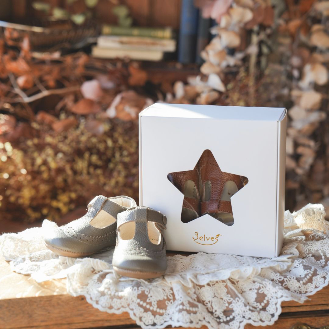 【プレゼントおすすめ】本革ファーストシューズ　5色展開　出産お祝い　誕生日プレゼントにおすすめ