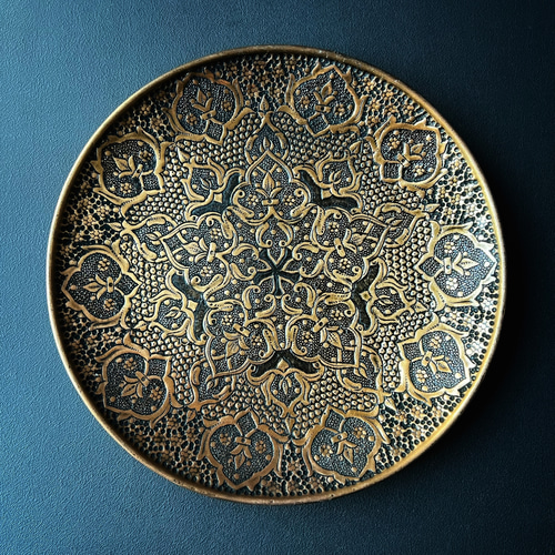 ペルシャの銅皿 飾り皿（ガラムザニー）Φ25cm【GHALAM ZANI -019