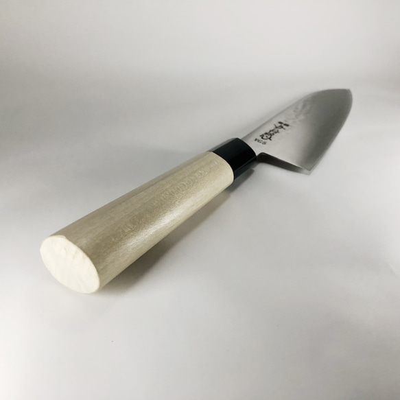 【本家かね惣】三徳包丁 ステンレス鋼 VG5 プラ柄 6寸（180mm） 鎚目仕様 ステンレス鋼 VG5