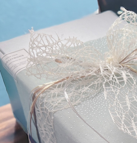 【お祝いギフトに♡】花と貝殻のフォトフレーム