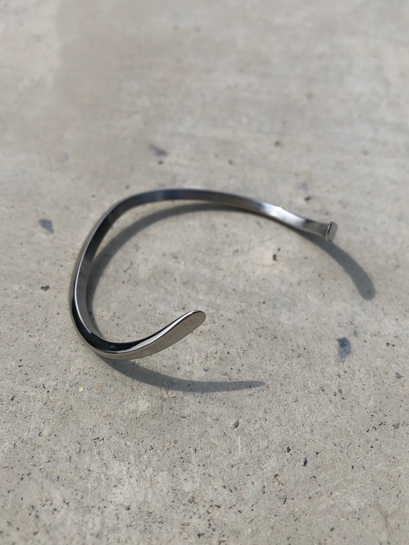 stainless wave bangle sold  バングル ブレスレット 3枚目の画像