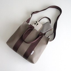 2way肩合成皮革手提包（M號）優雅的生態皮革[灰色] 第4張的照片