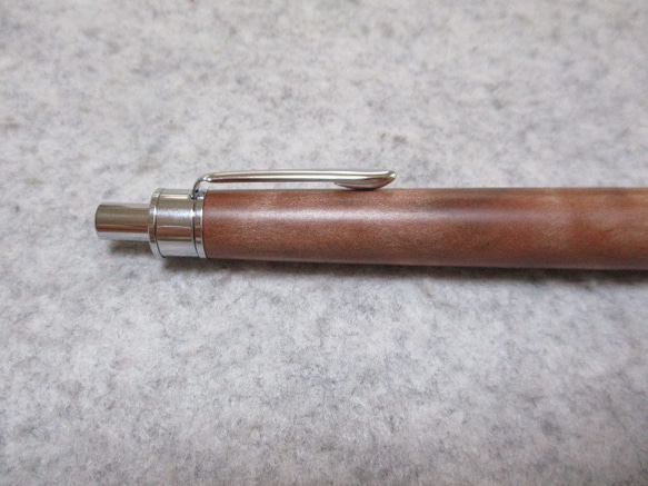 山桃　縮み杢　椿油仕上げ　木軸シャープペンシル(ボールペン)　希少材 9枚目の画像