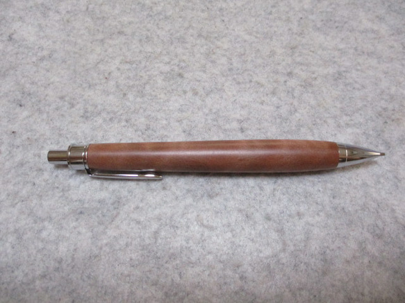 山桃　縮み杢　椿油仕上げ　木軸シャープペンシル(ボールペン)　希少材 2枚目の画像