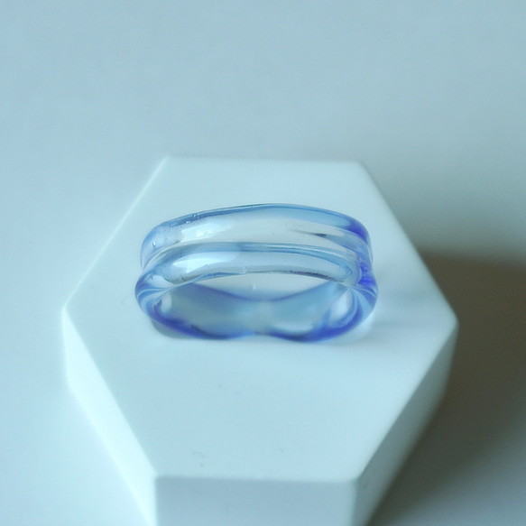 ニュアンス　海　ブルー　青　ガラスアクセサリー大人　リング　ガラスリング　指輪　ボロシリケイトガラス　ガラスアクセサリー 1枚目の画像