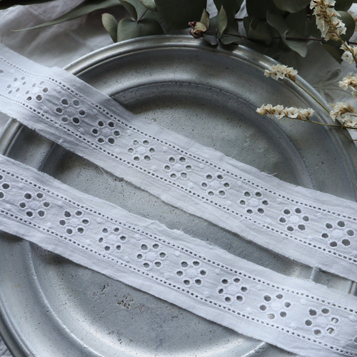35%OFF フランス 1m アンティーク刺繍レース B765 ホワイト レース vmt