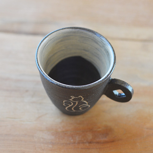 コーヒーカップ（猫）／焼き〆陶器（食洗機OK） マグカップ