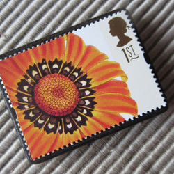 イギリス　切手ブローチ 9559 2枚目の画像