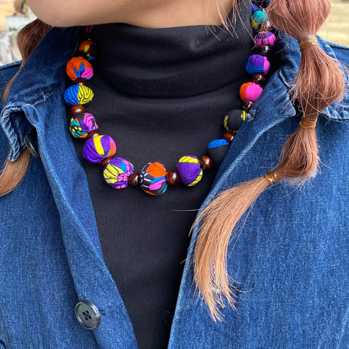 専用✤アフリカ布ボディバック✤ネックレス アフリカ布の『ボンボンネックレス』 ネックレス・ペンダント mi9ro