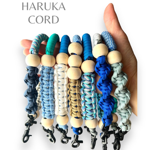 スマホハンドストラップ パラコード&ウッドビーズ 頑丈日本製金具