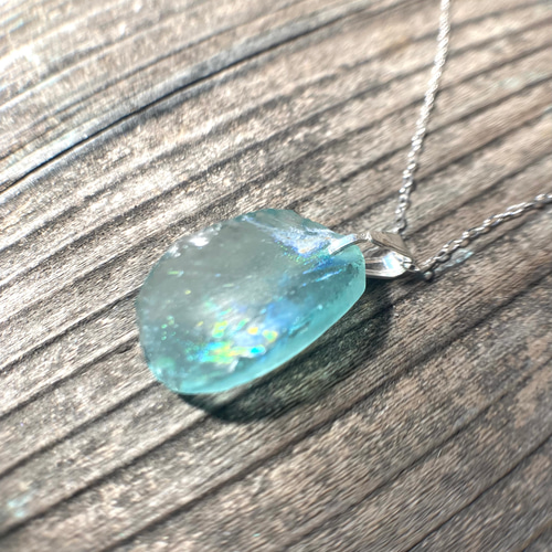 sv925* Roman Seaside 人魚の鱗☆ローマングラスのひと粒ネックレス  